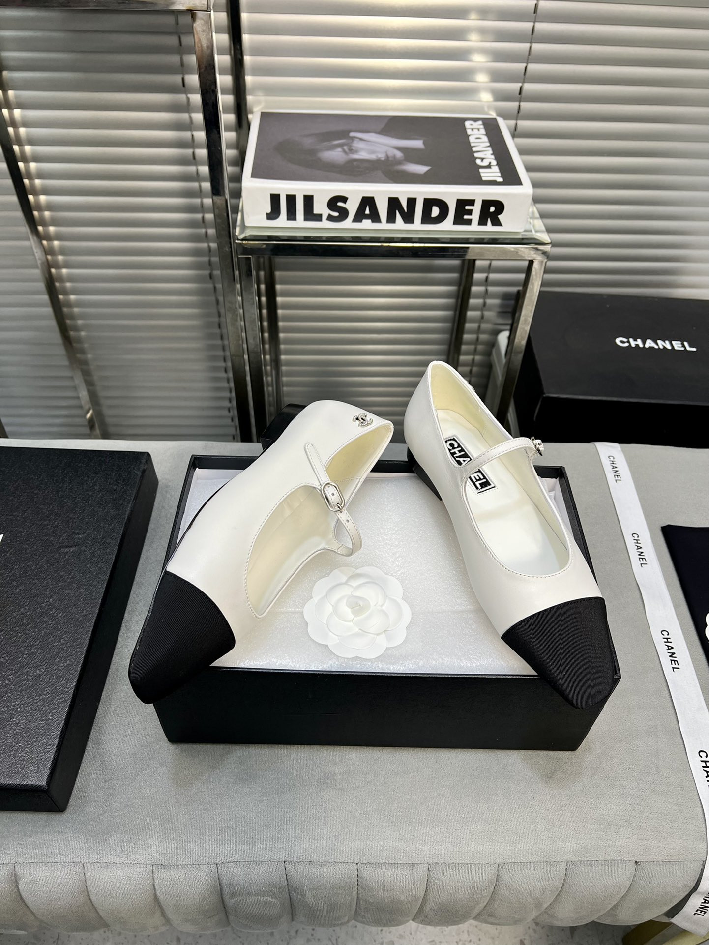 UA CHANEL MARY JANES  Lambskin