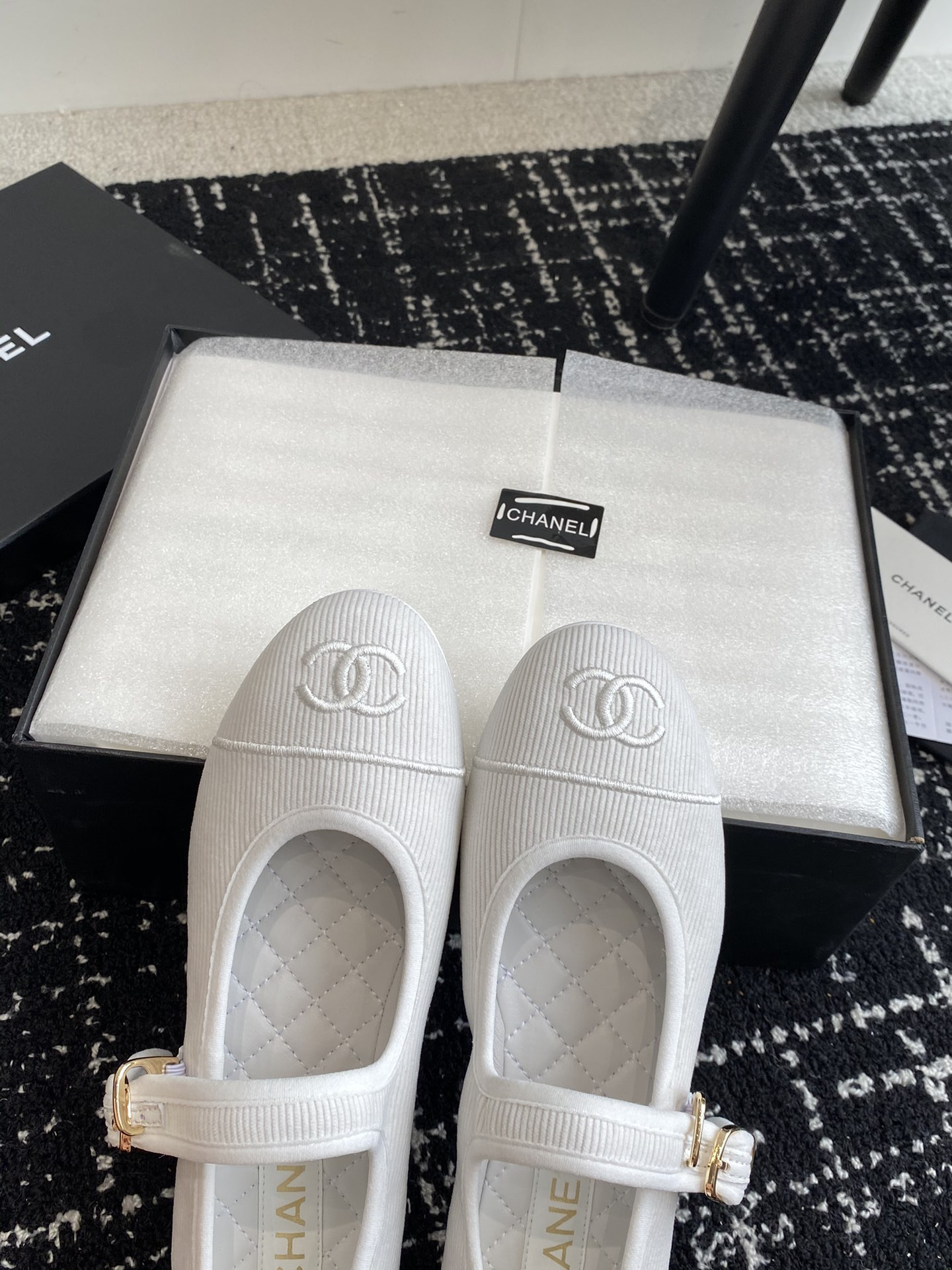 UA CHANEL MARY JANES Cotton & Silk