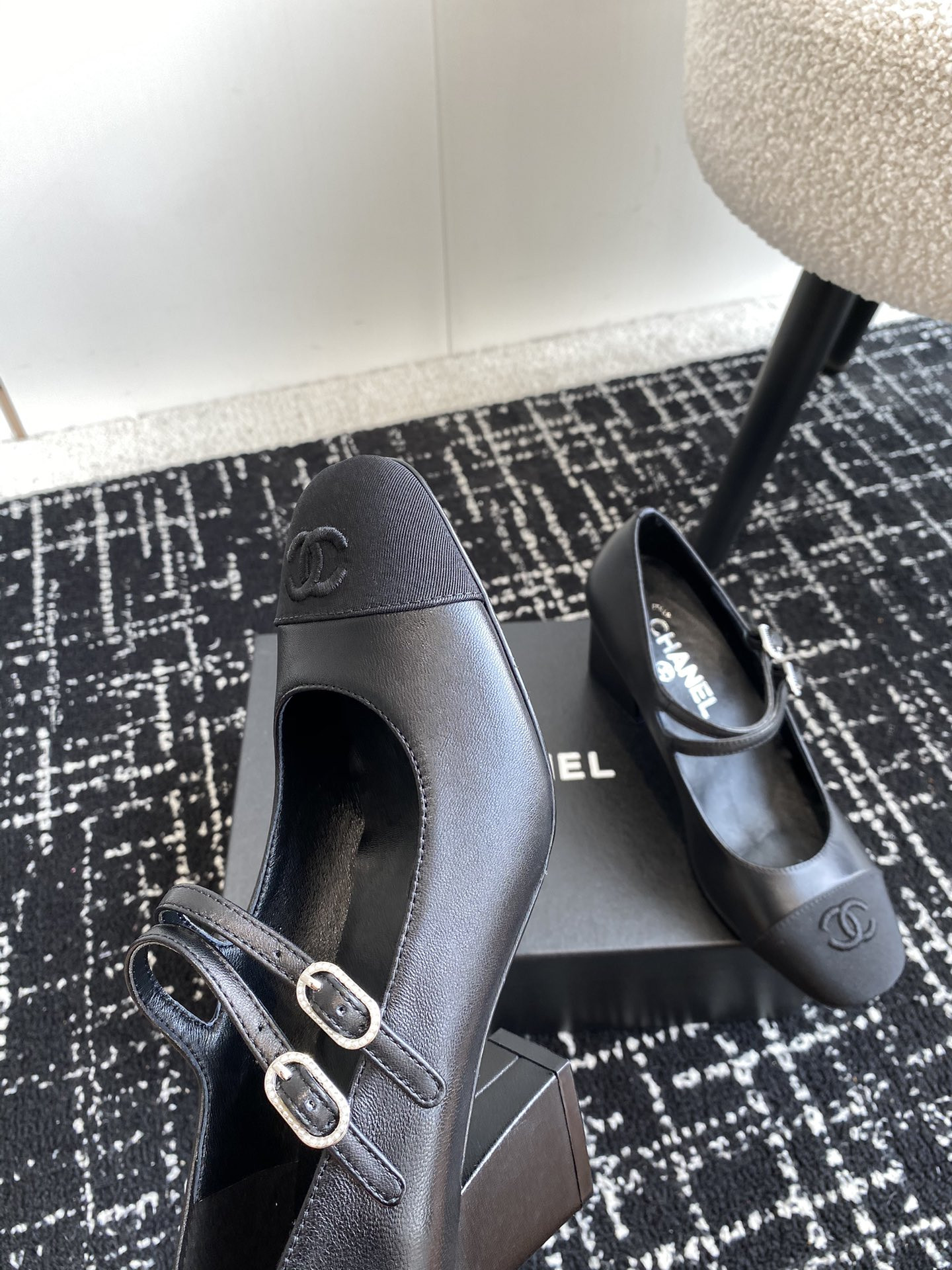 UA CHANEL MARY JANES Lambskin & Grosgrain