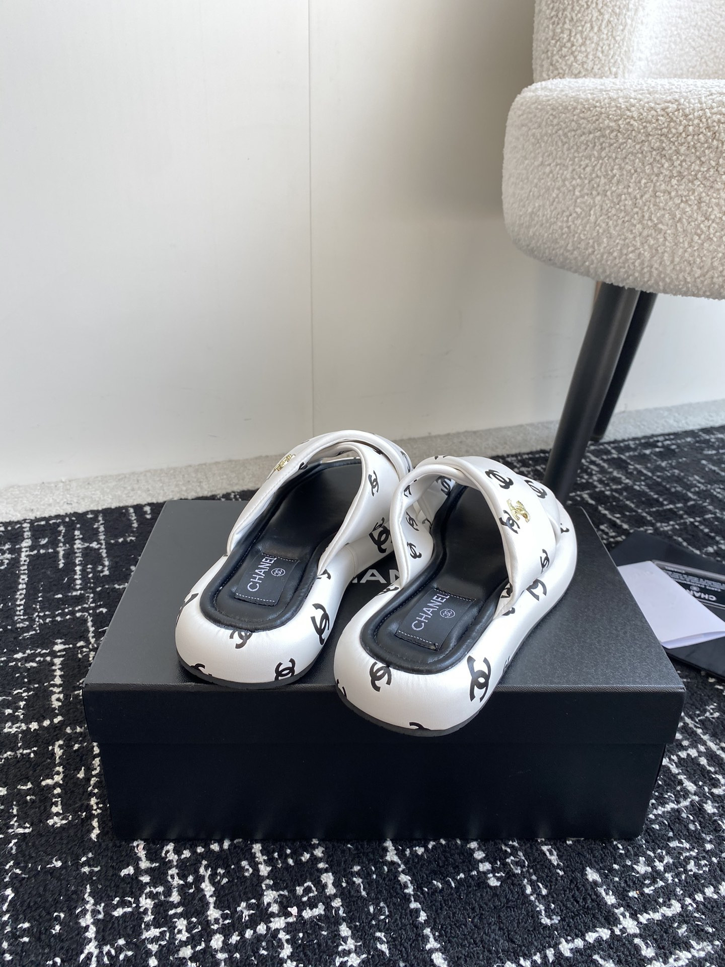 UA CHANEL SLIPPERS