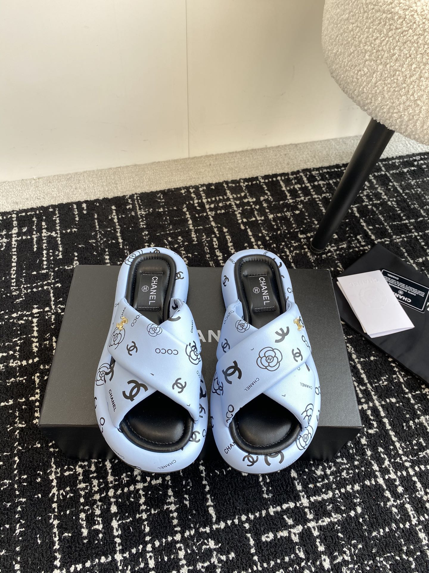 UA CHANEL SLIPPERS