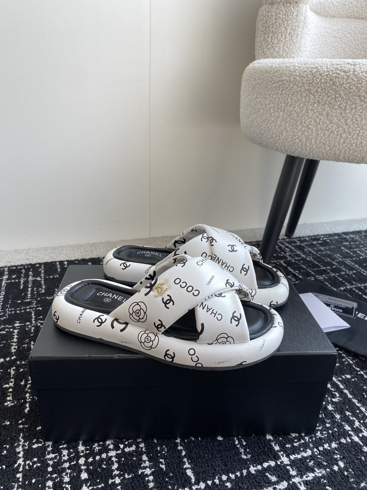 UA CHANEL SLIPPERS