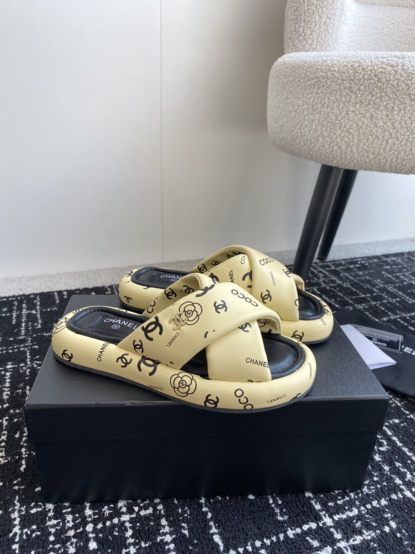 UA CHANEL SLIPPERS