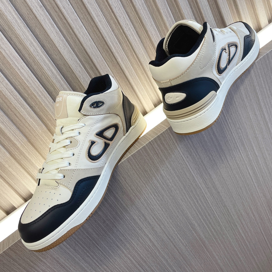 UA DIOR B57 Mid-Top Sneaker