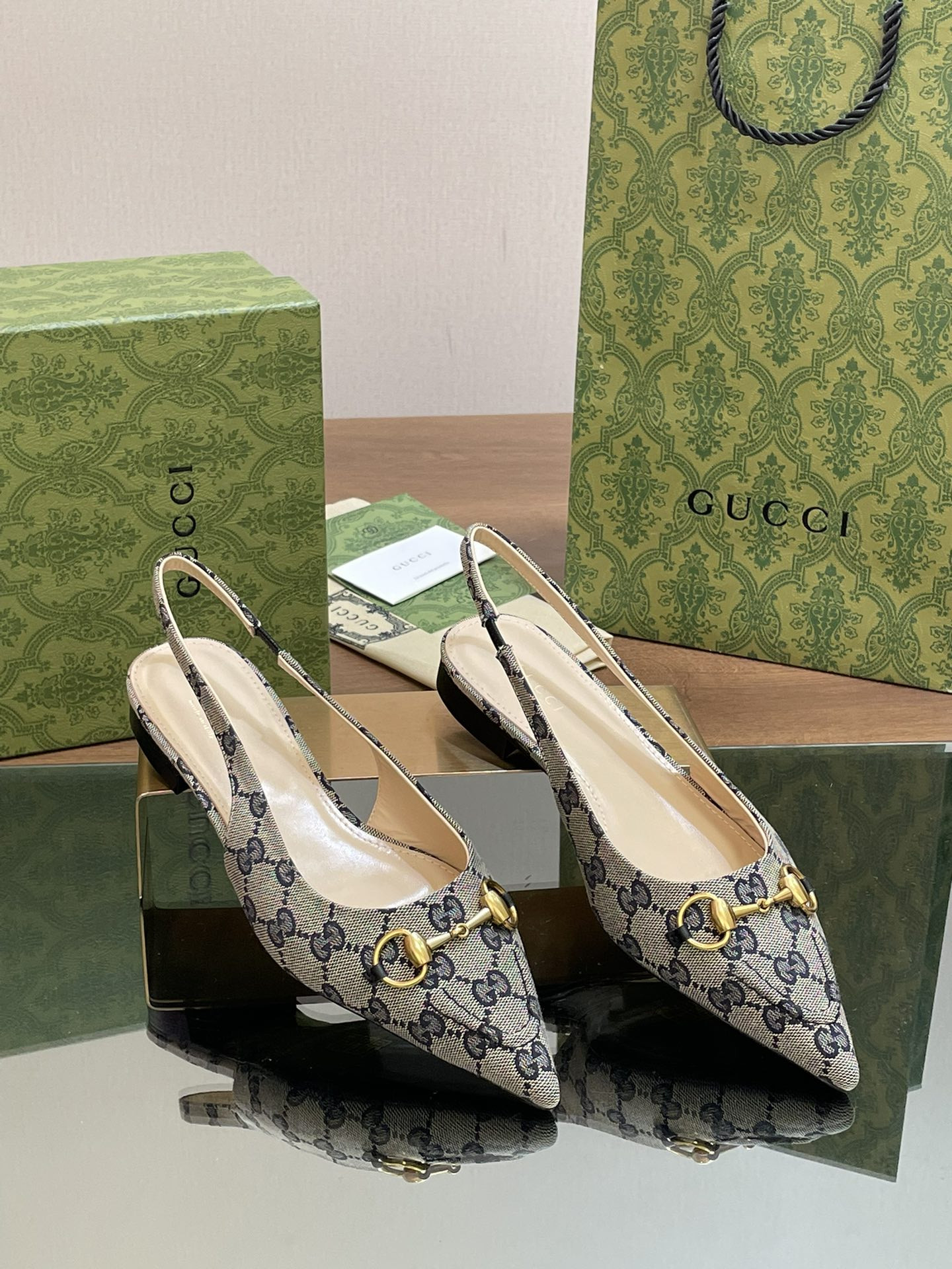 UA GUCCI WOMEN