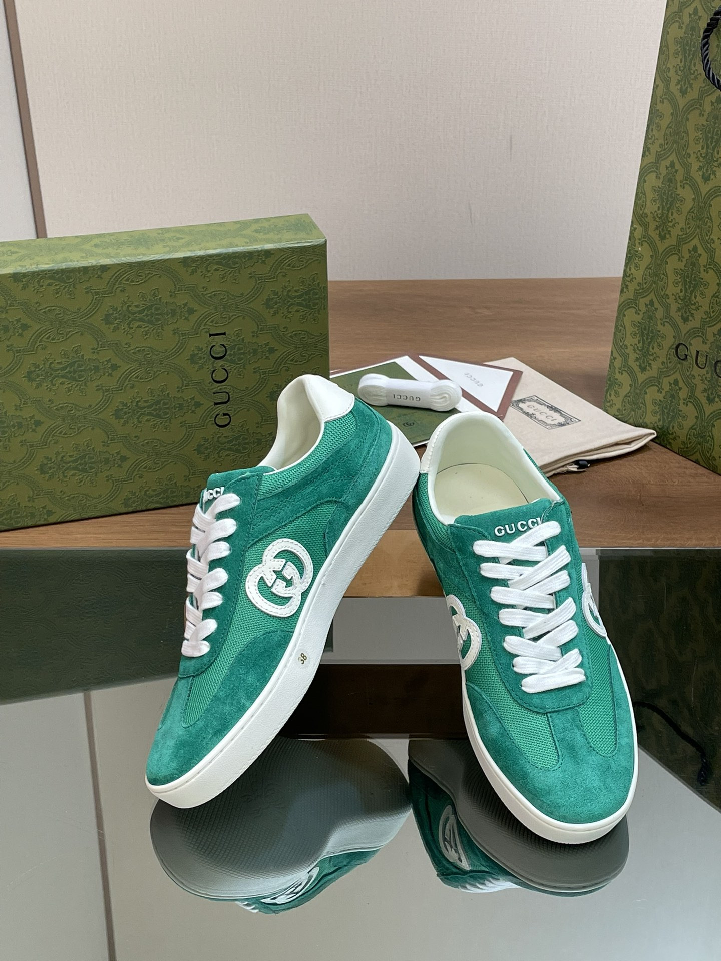 UA GUCCI INTERLOCKING G SNEAKER Green