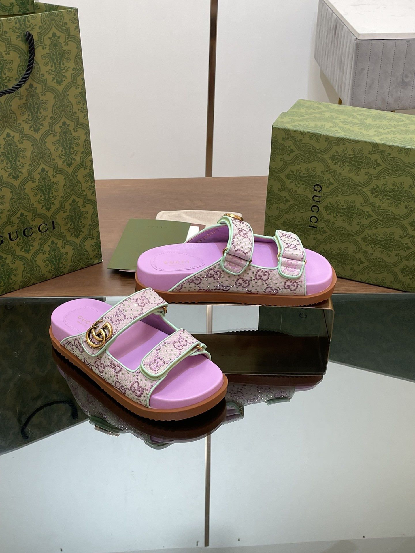 UA GUCCI WOMEN