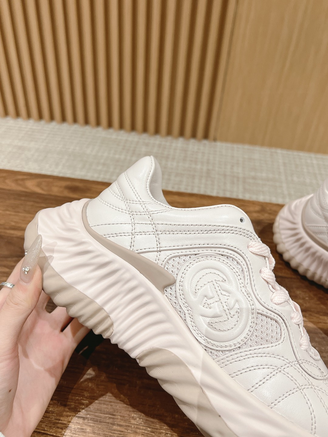 UA GUCCI RIPPLE SNEAKER