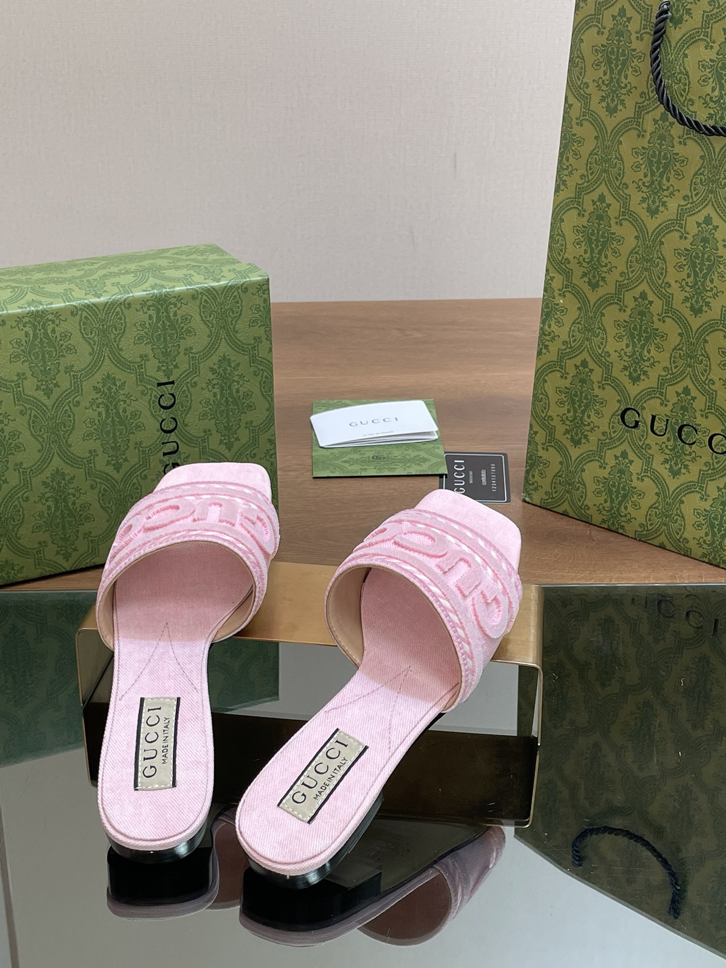 UA GUCCI WOMEN