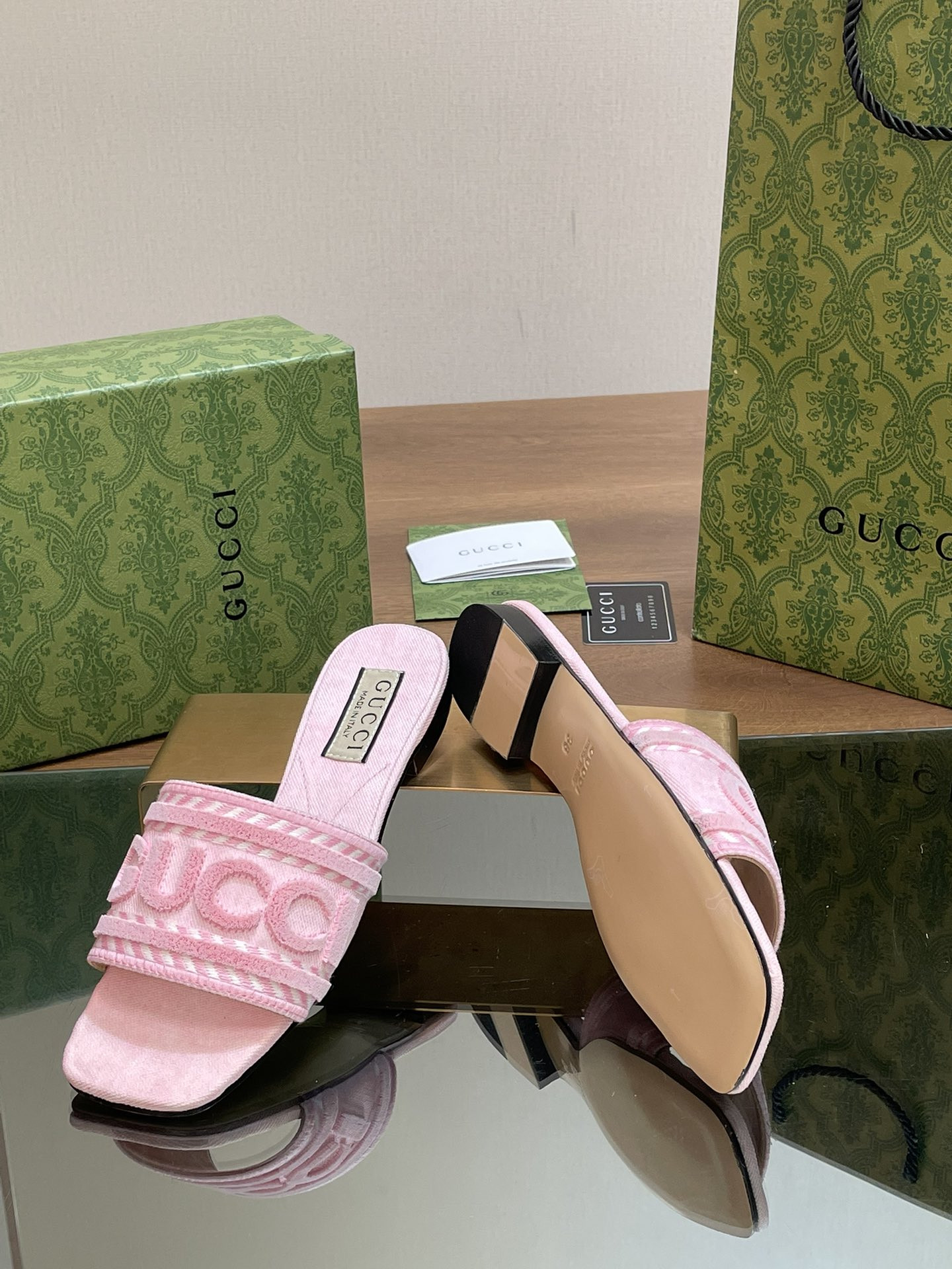 UA GUCCI WOMEN