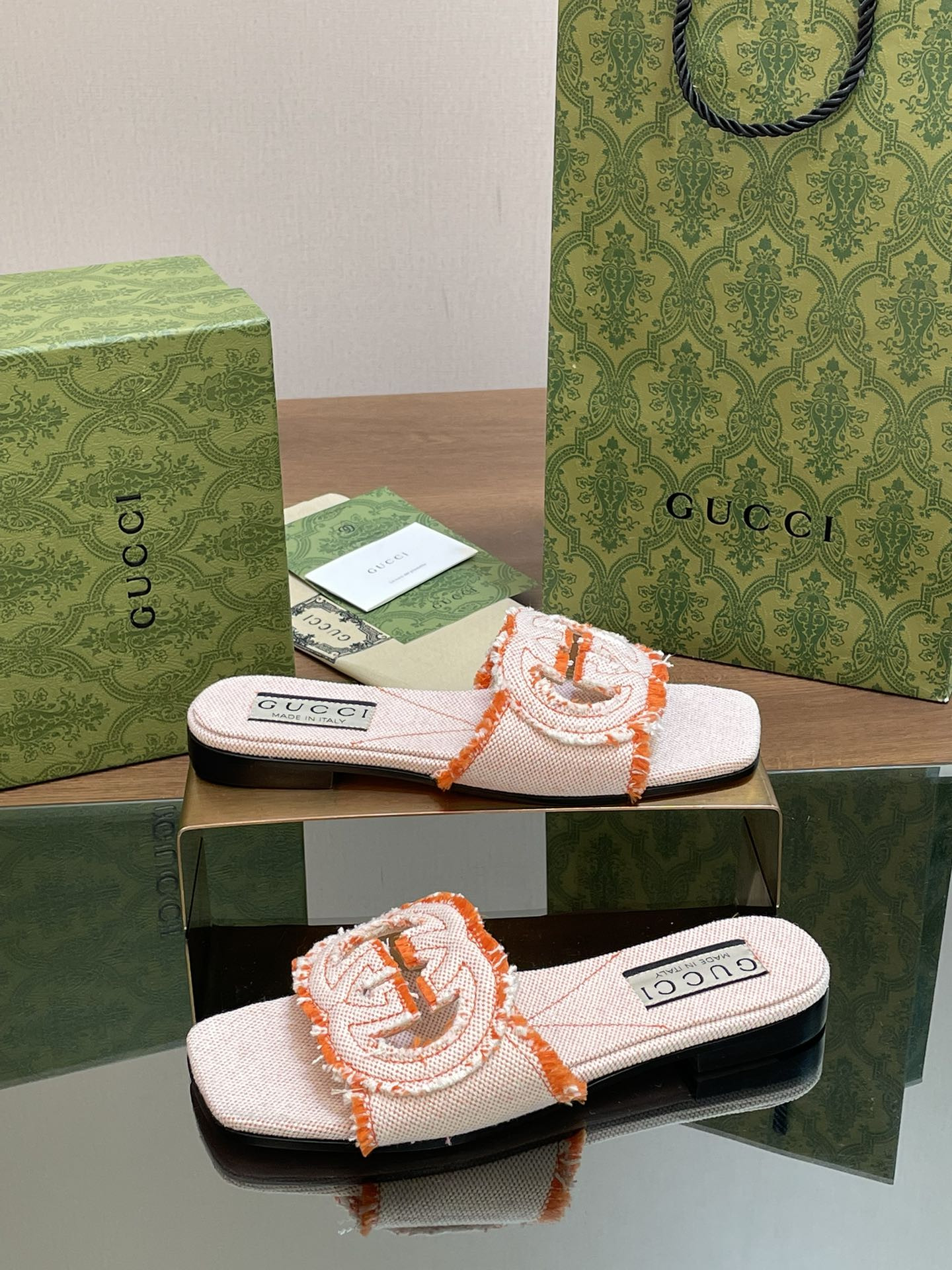 UA GUCCI WOMEN