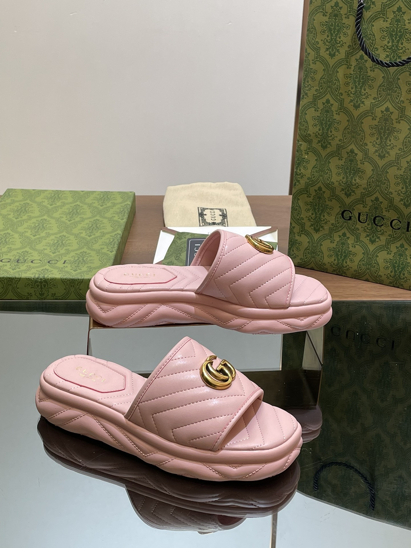 UA GUCCI WOMEN