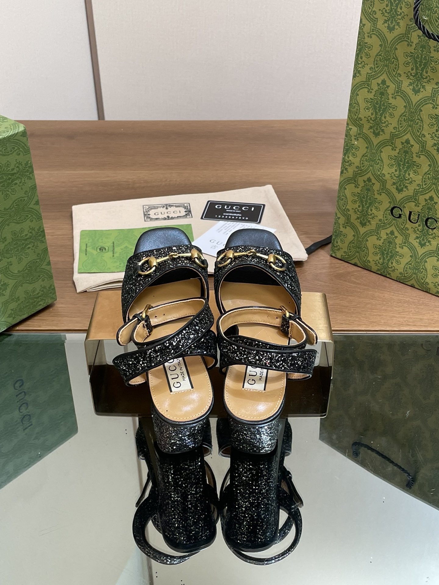 UA GUCCI HORSEBIT PLATFORM SANDAL