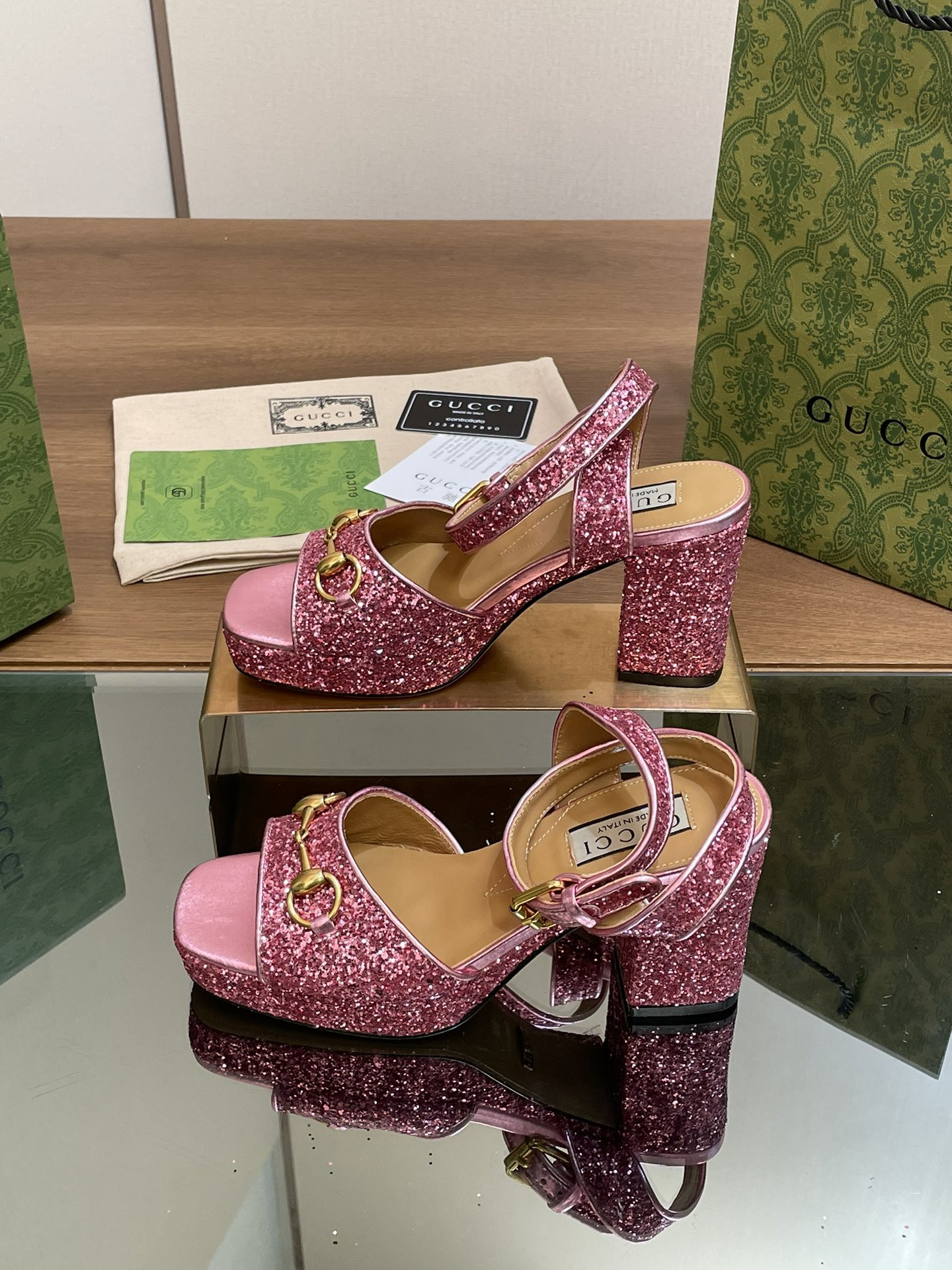 UA GUCCI HORSEBIT PLATFORM SANDAL