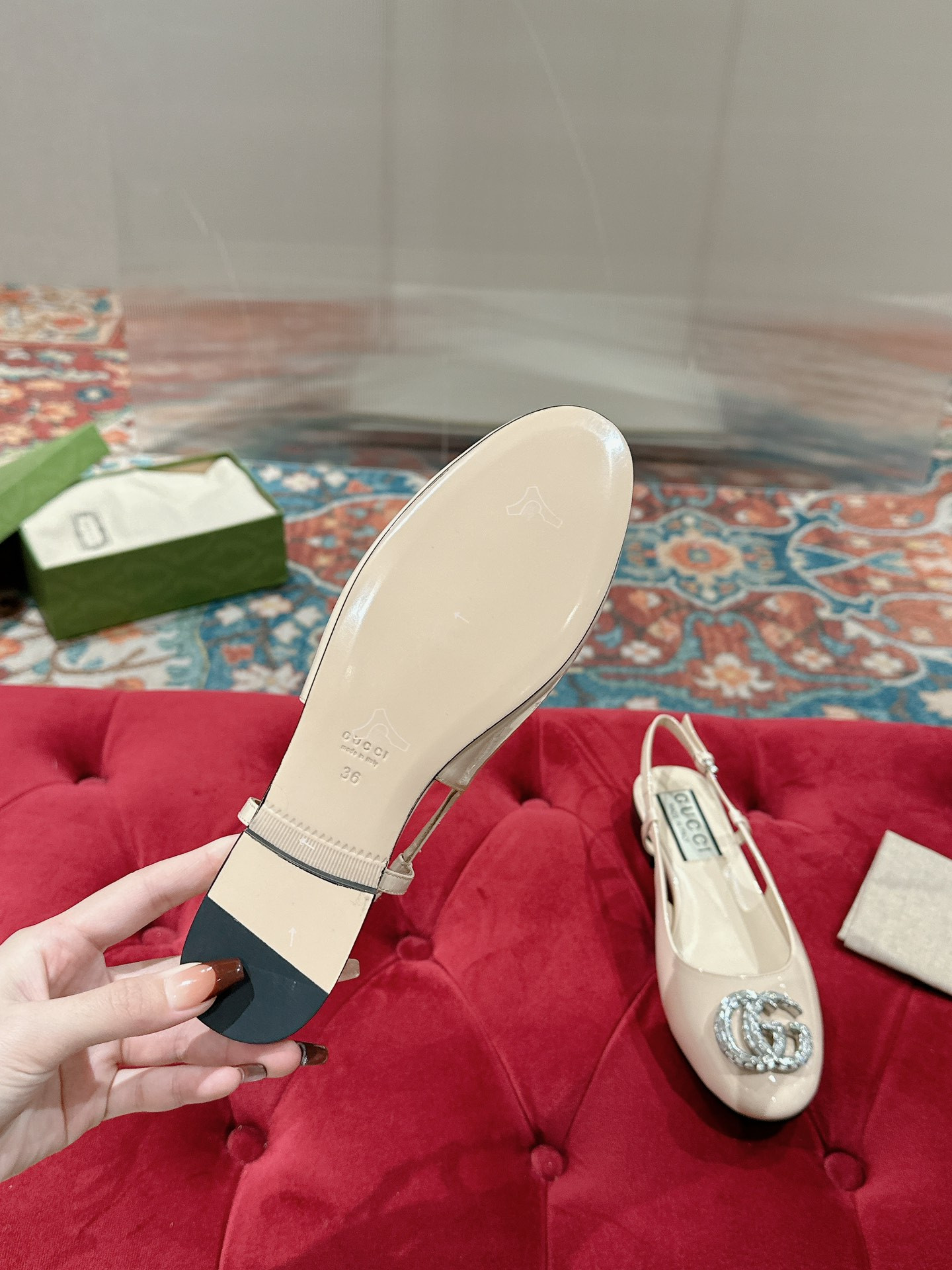 UA GUCCI BALLERINA WITH DOUBLE G