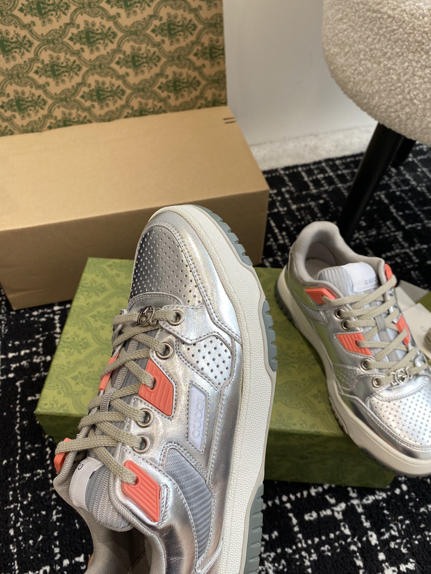 UA GUCCI Low-Top SNEAKER