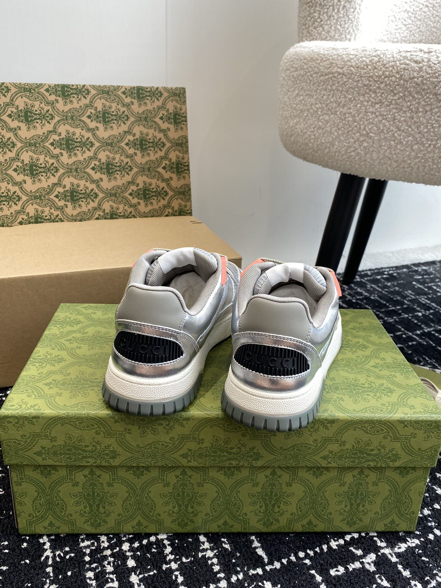 UA GUCCI Low-Top SNEAKER