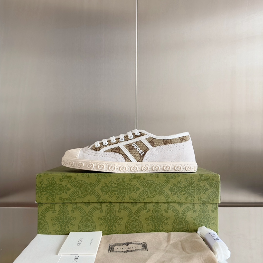 UA GUCCI GG SNEAKER