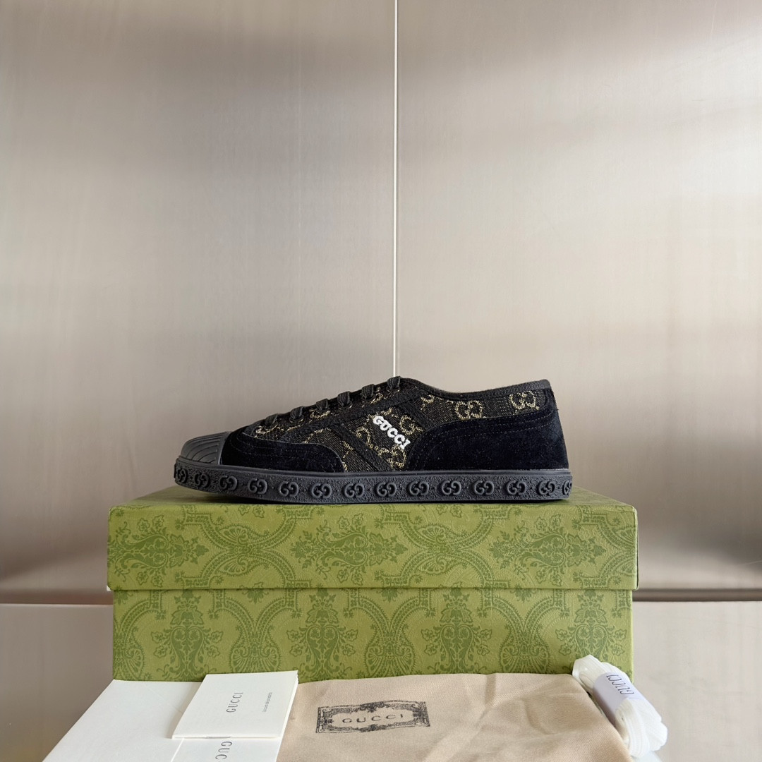 UA GUCCI GG SNEAKER