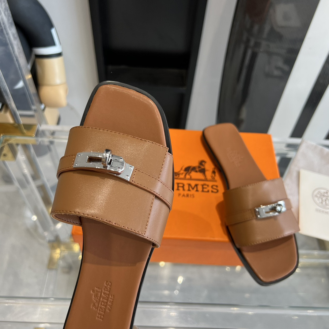 UA Hermès Giulia sandal