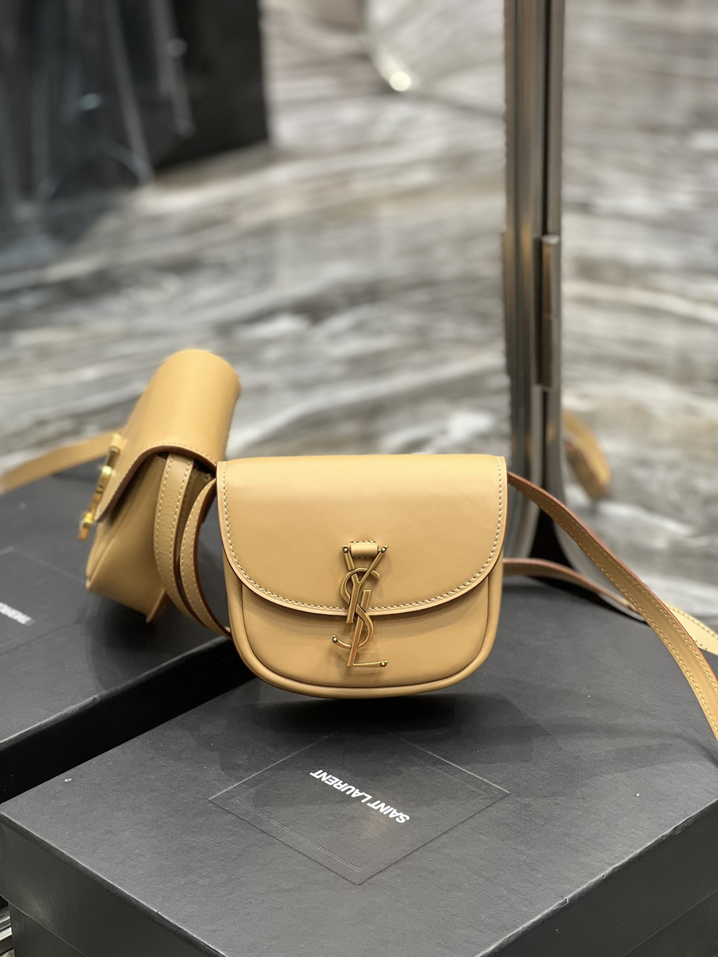 YSL KAIA SMALL SATCHEL IN SMOOTH LEATHER 15x14x4.5cm
