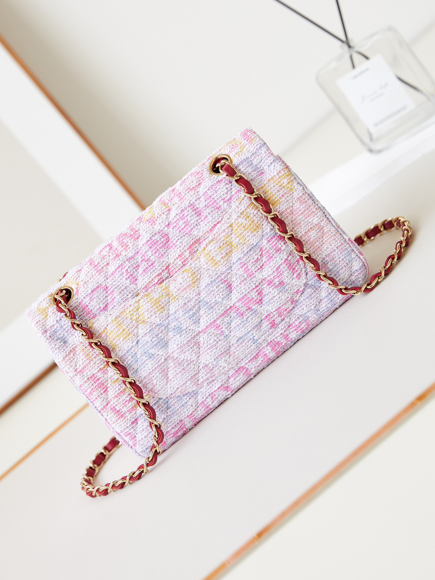 Chanel Quilted Pink Multicolor Tweed Rectangular Flap Bag 14.5 × 23 × 6 cm