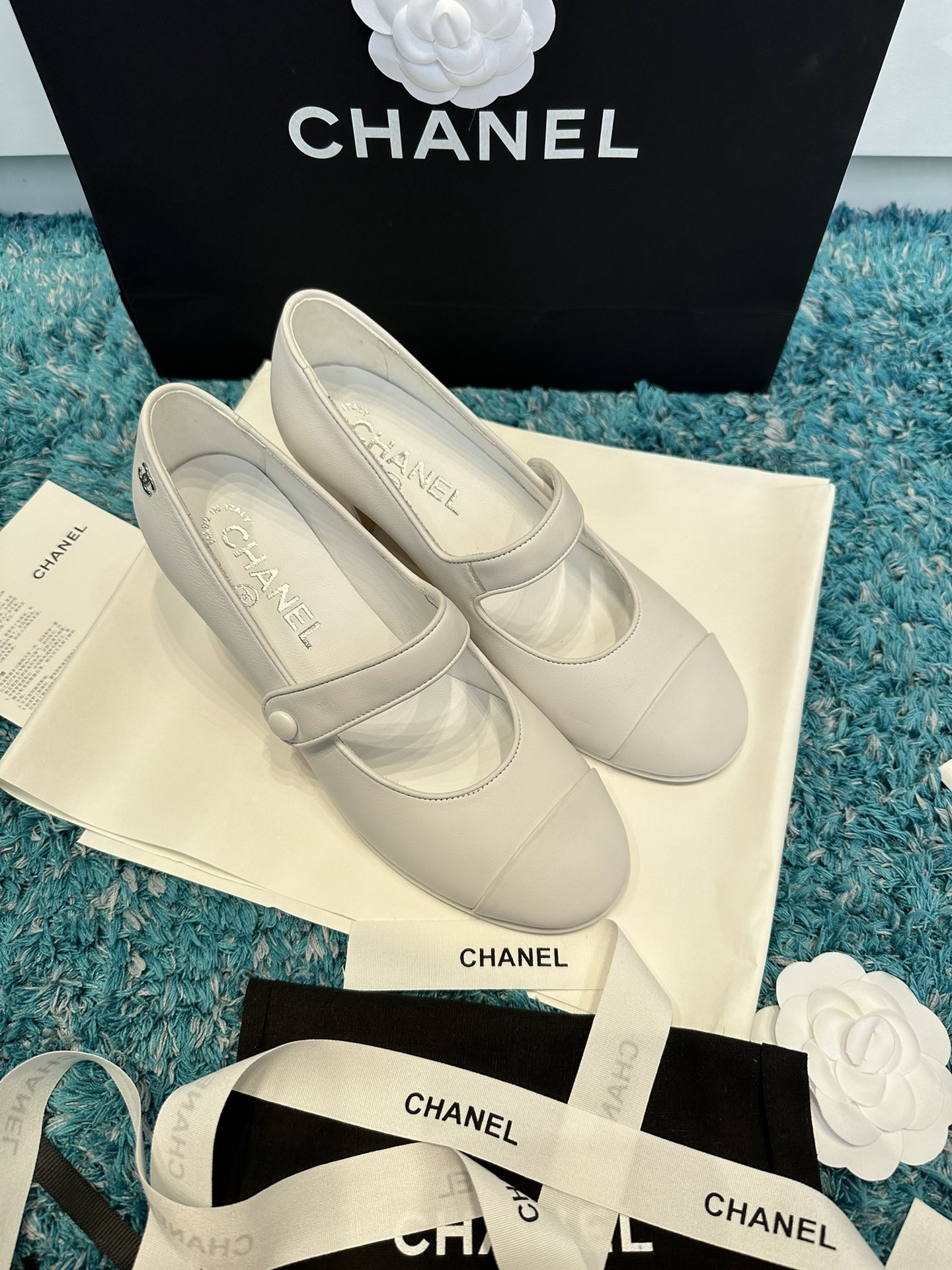 UA CHANEL MARY JANES Pump