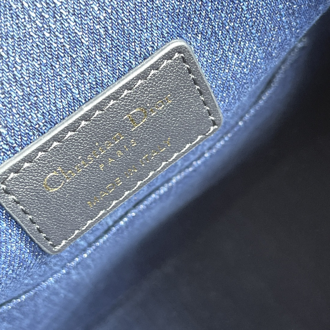 Dior Amber 30Montaigne 24.5×25×11cm