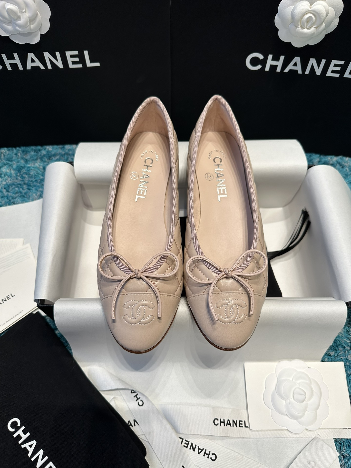 UA CHANEL BALLET FLATS
