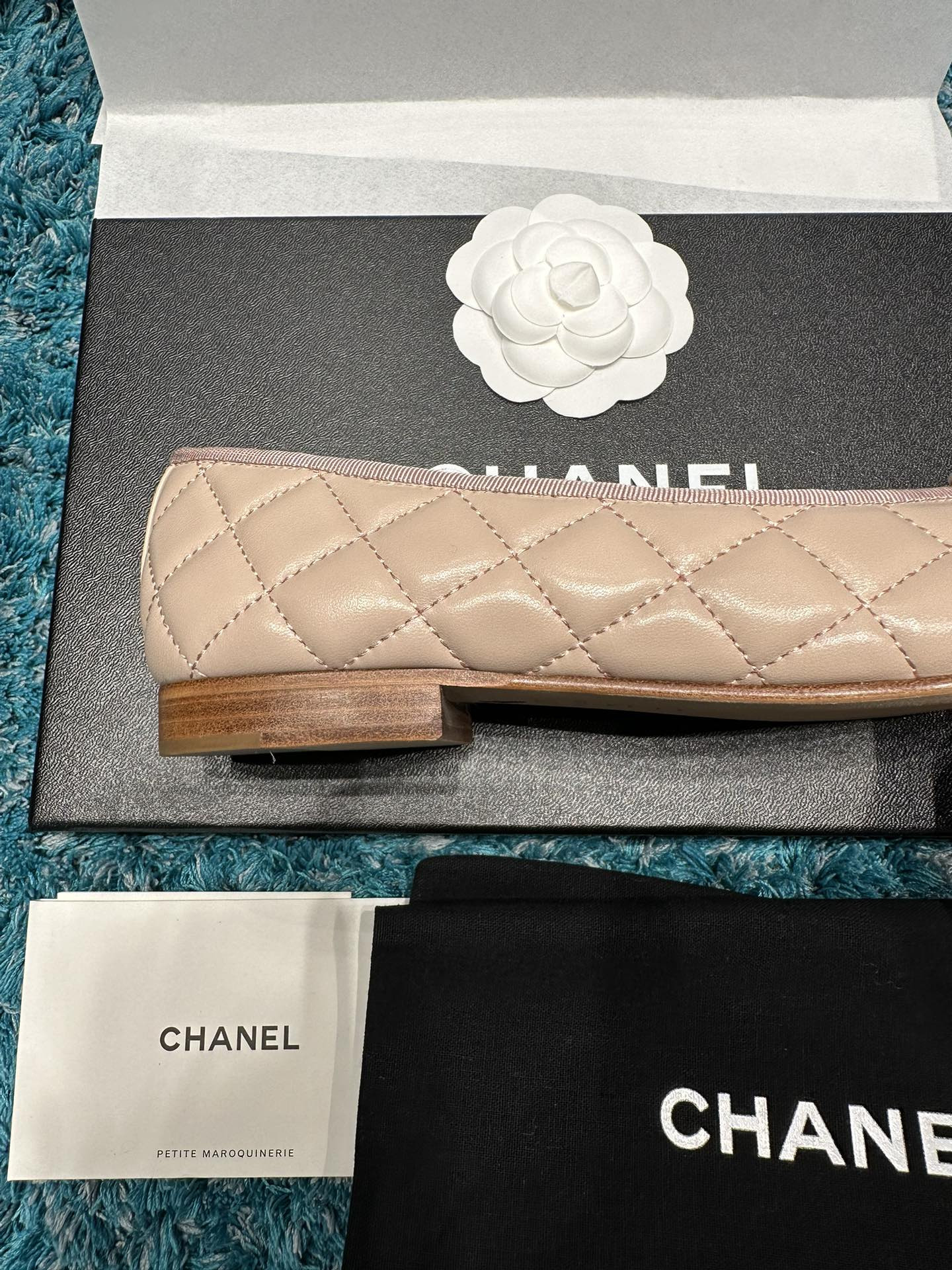 UA CHANEL BALLET FLATS