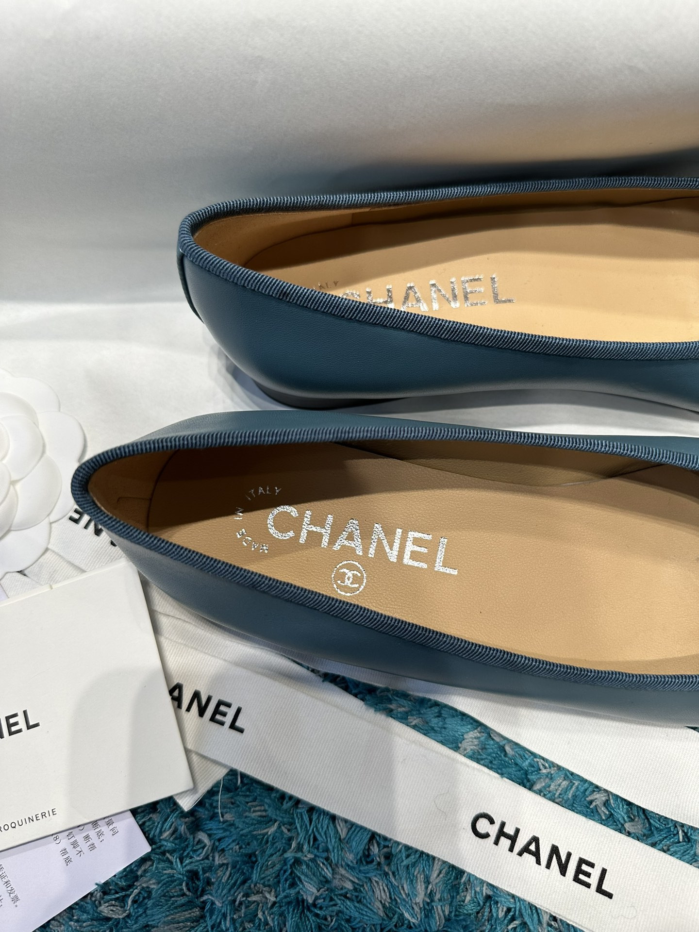 UA CHANEL BALLET FLATS