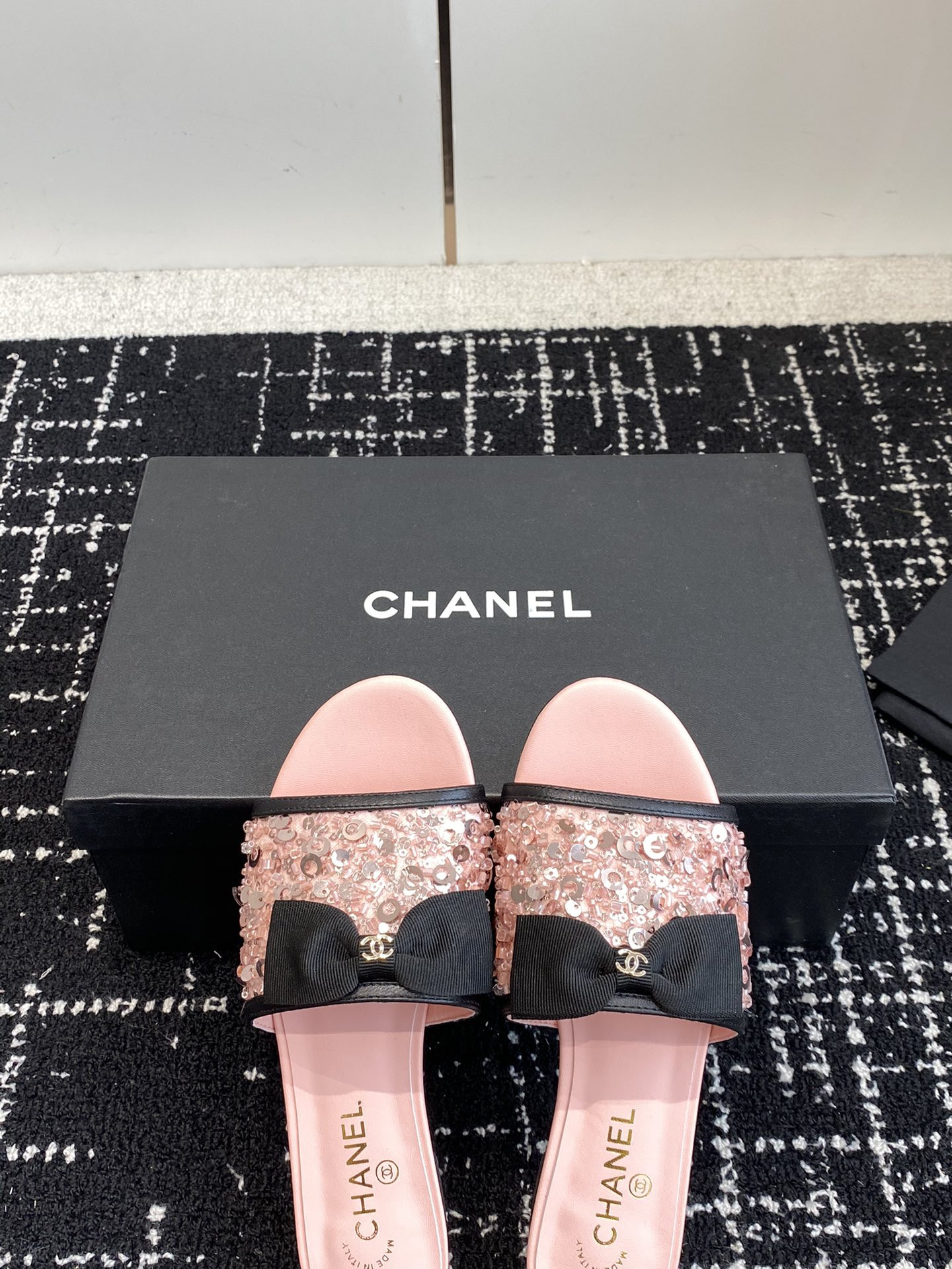 UA CHANEL WOMEN