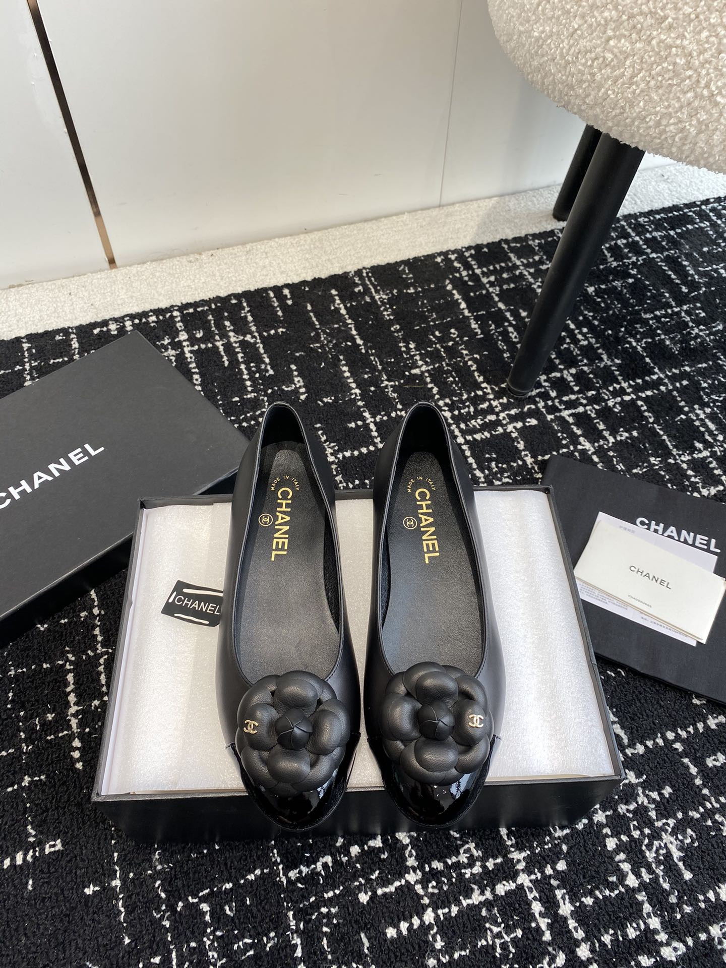 UA CHANEL BALLET FLATS
