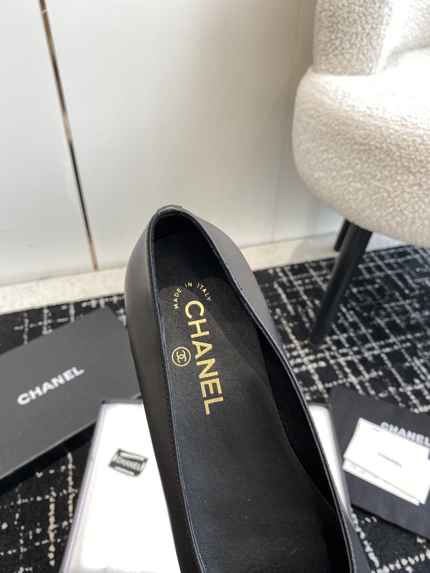 UA CHANEL BALLET FLATS