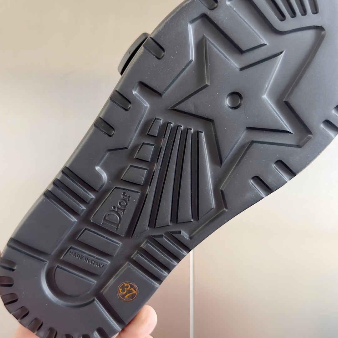 UA Dioriviera Dio(r)evolution Slide Black