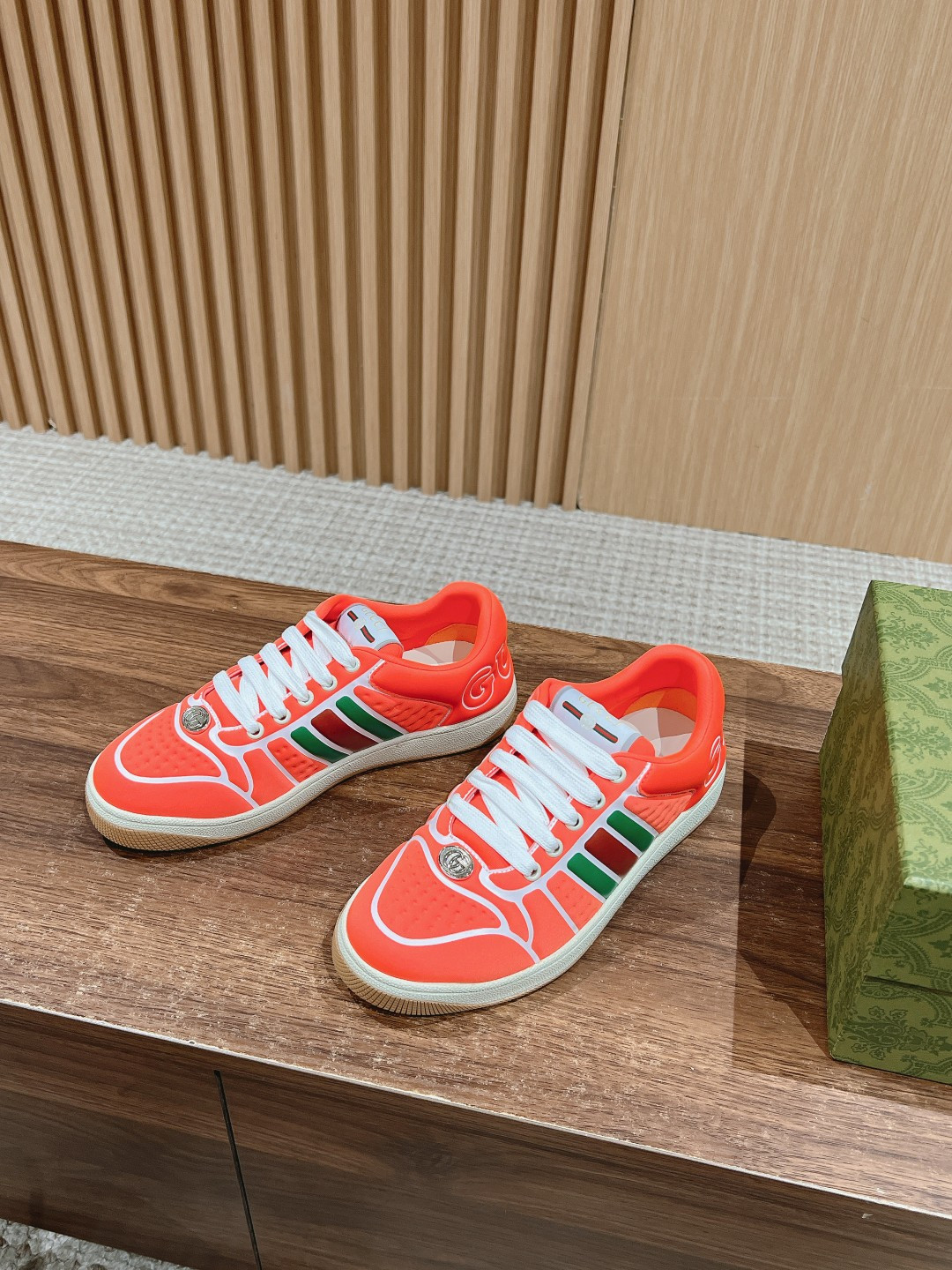 UA GUCCI SCREENER SNEAKER WITH WEB