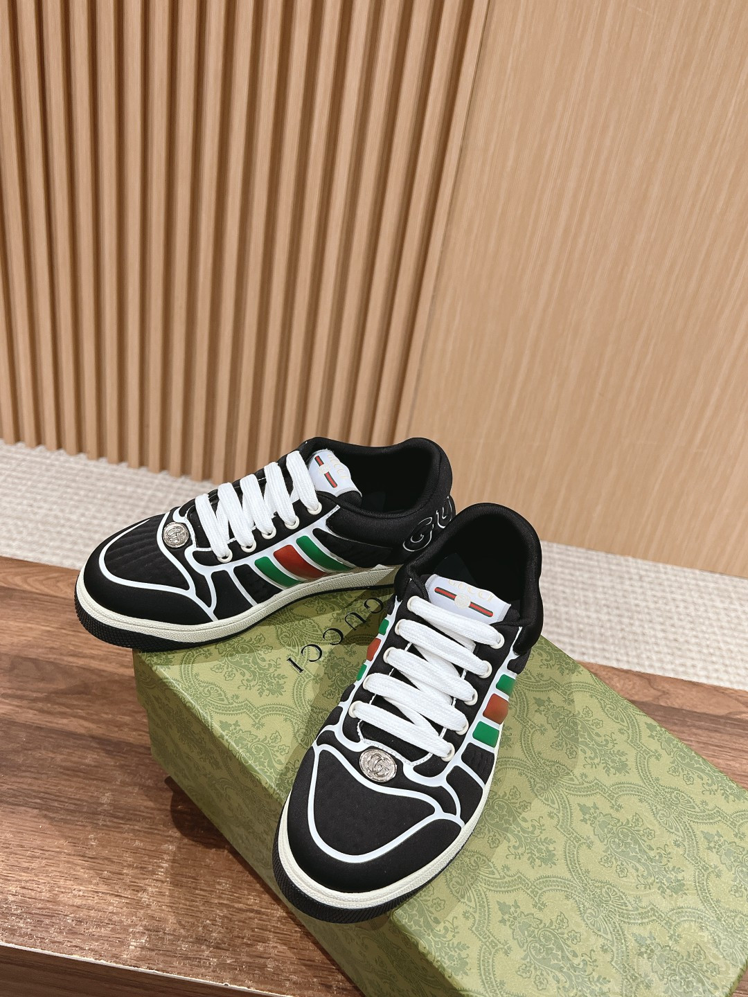 UA GUCCI SCREENER SNEAKER WITH WEB