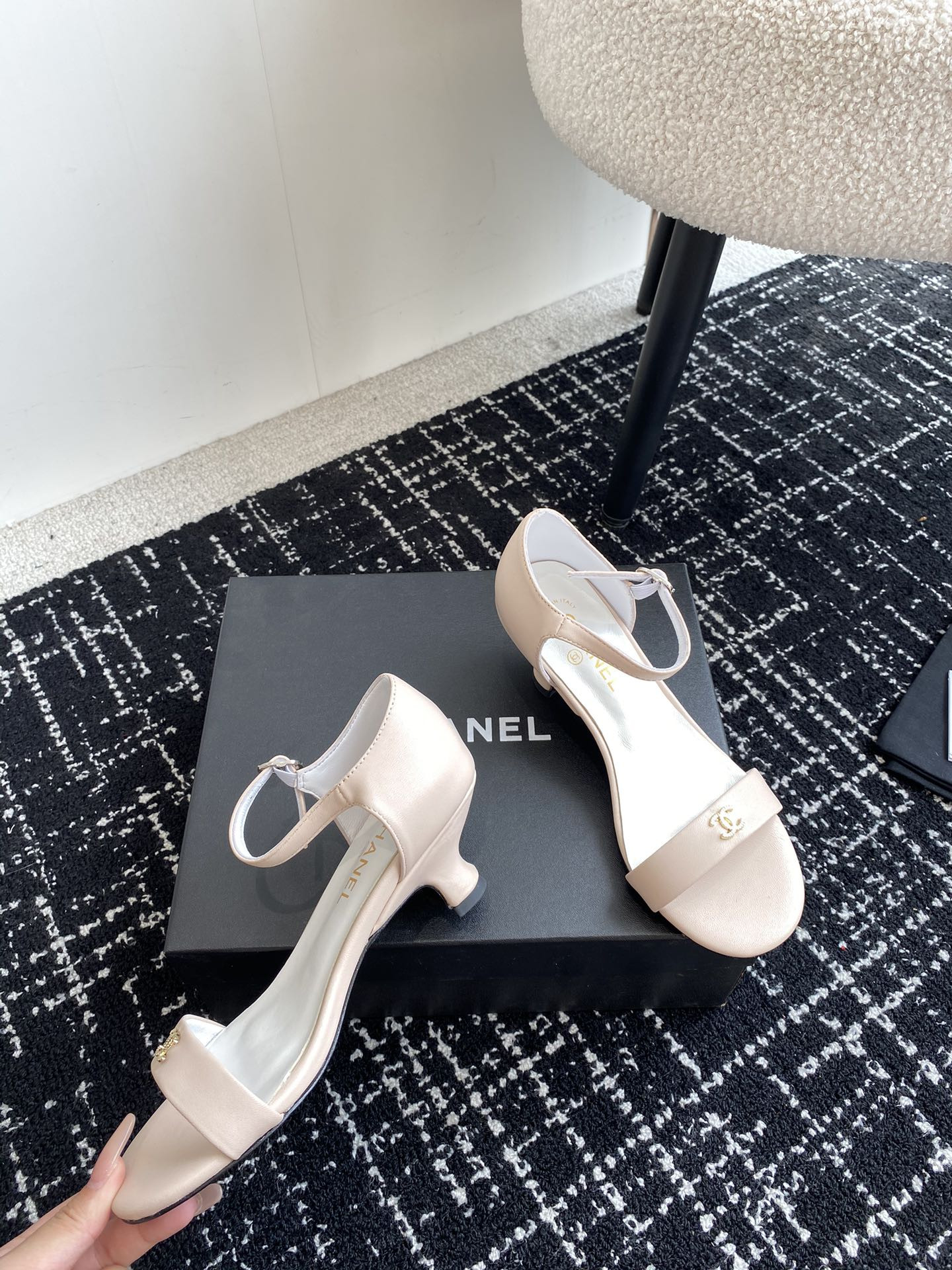 UA CHANEL SANDALS