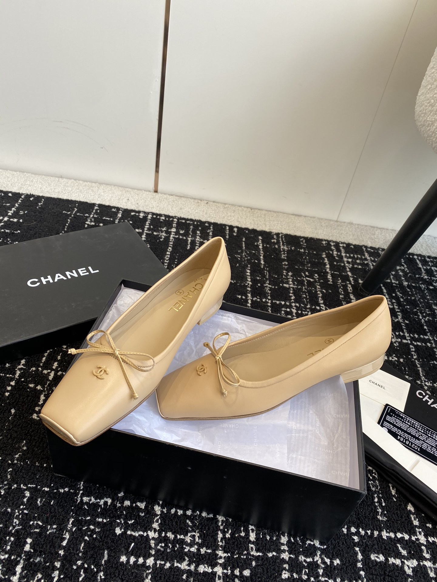 UA CHANEL VINTAGE BALLET FLATS