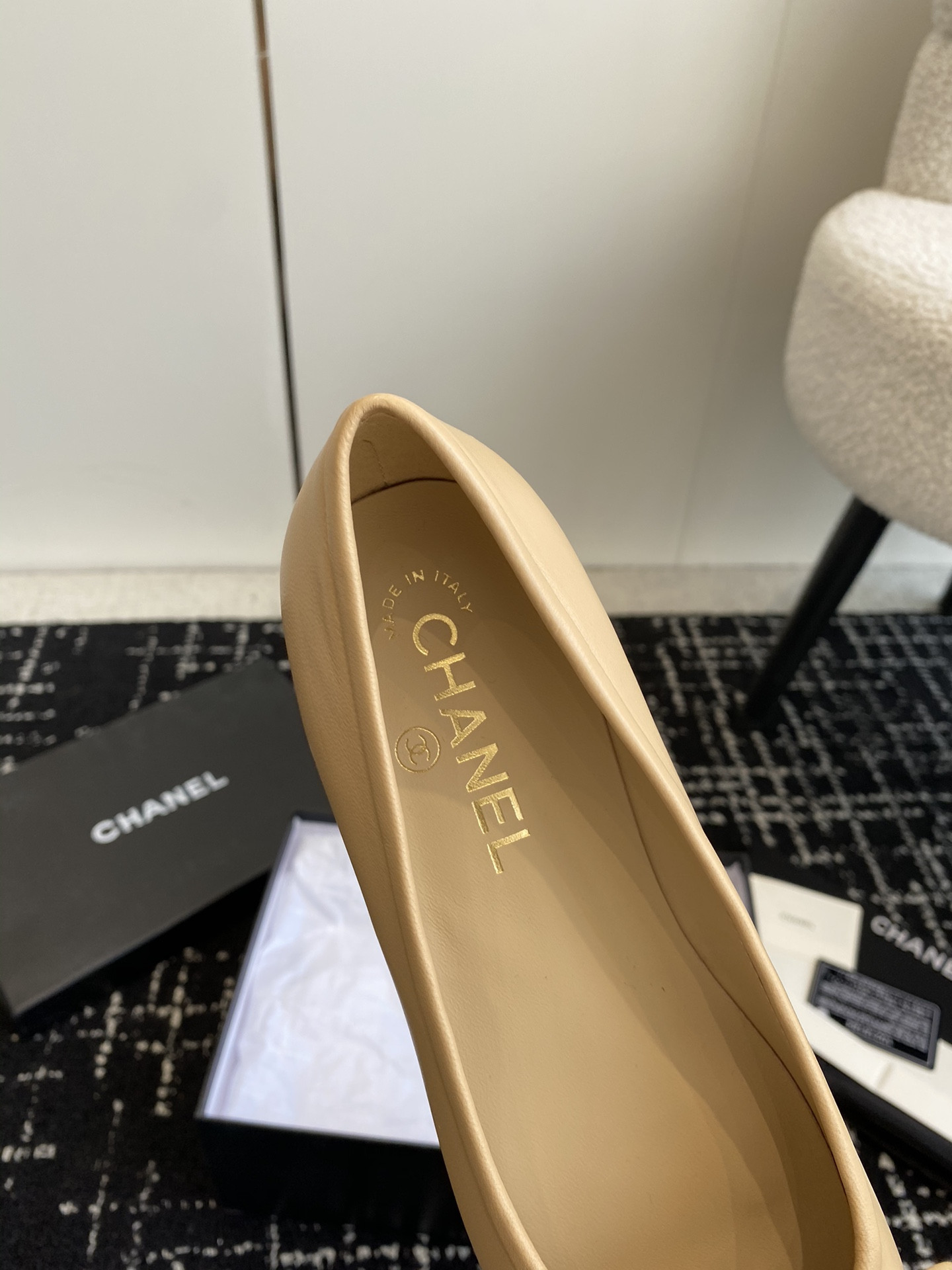 UA CHANEL VINTAGE BALLET FLATS