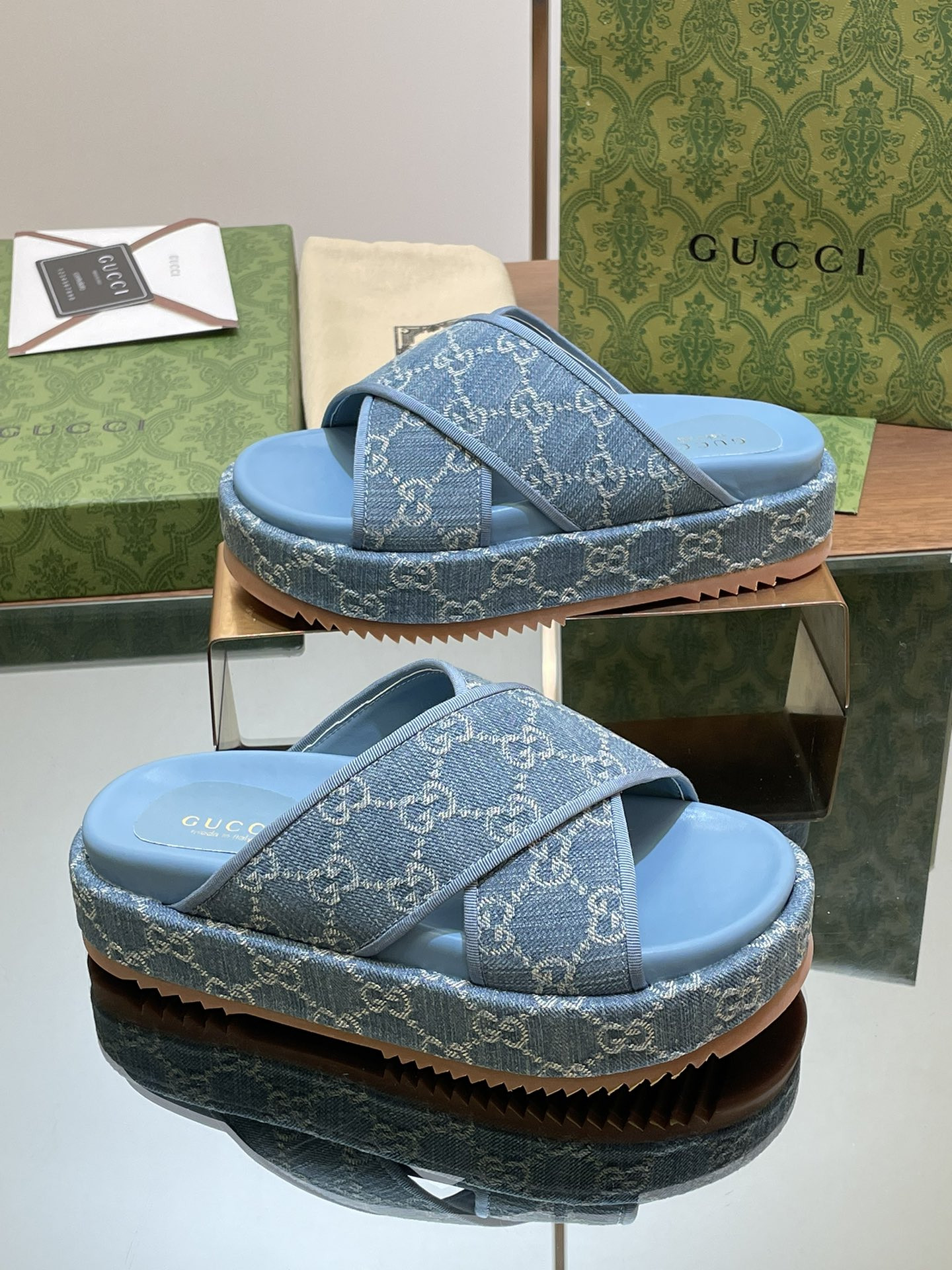 UA GUCCI WOMEN