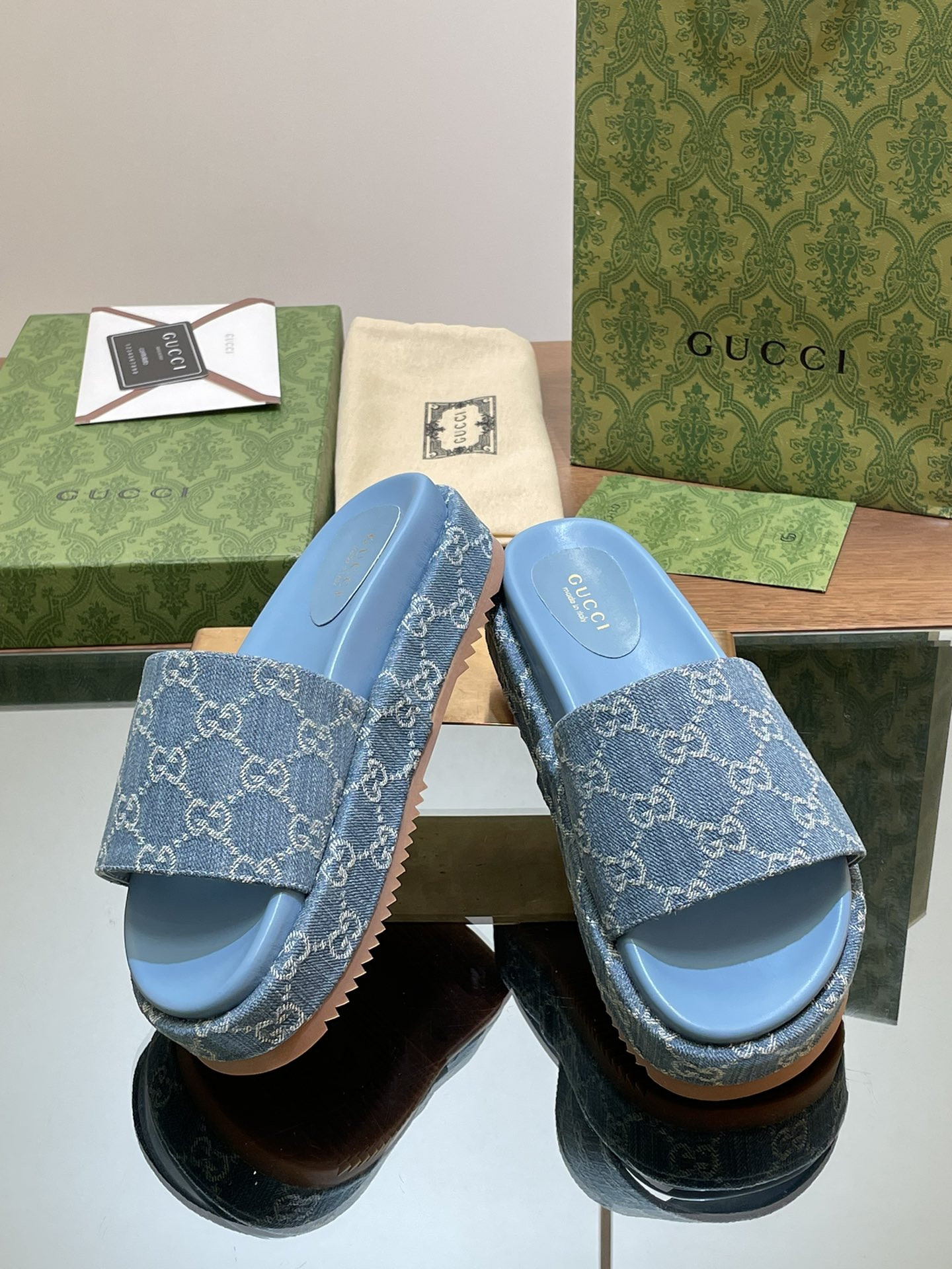 UA GUCCI WOMEN