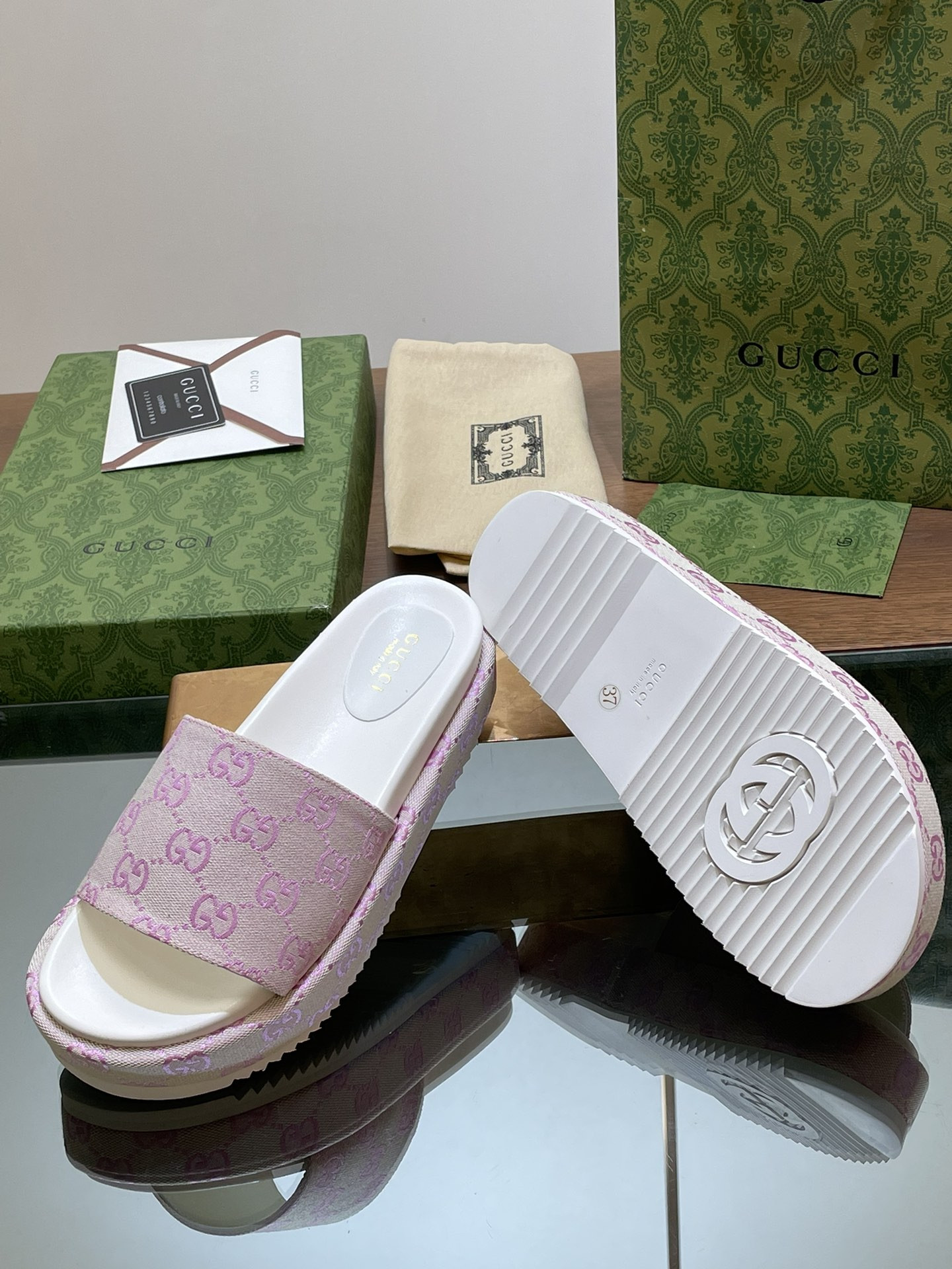 UA GUCCI WOMEN