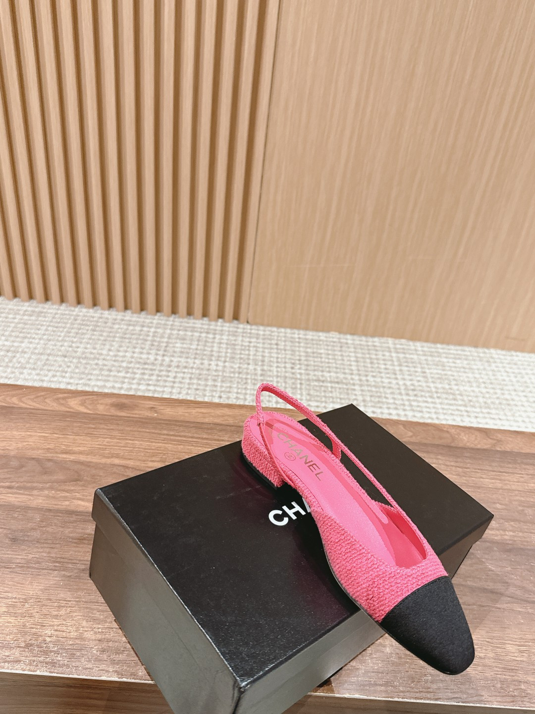 UA CHANEL SLINGBACKS FLAT