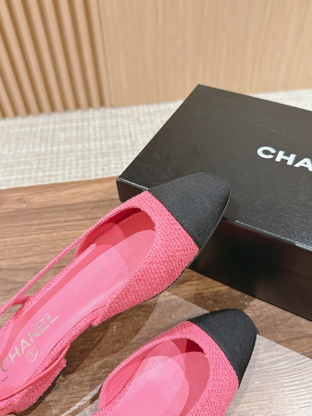 UA CHANEL SLINGBACKS FLAT