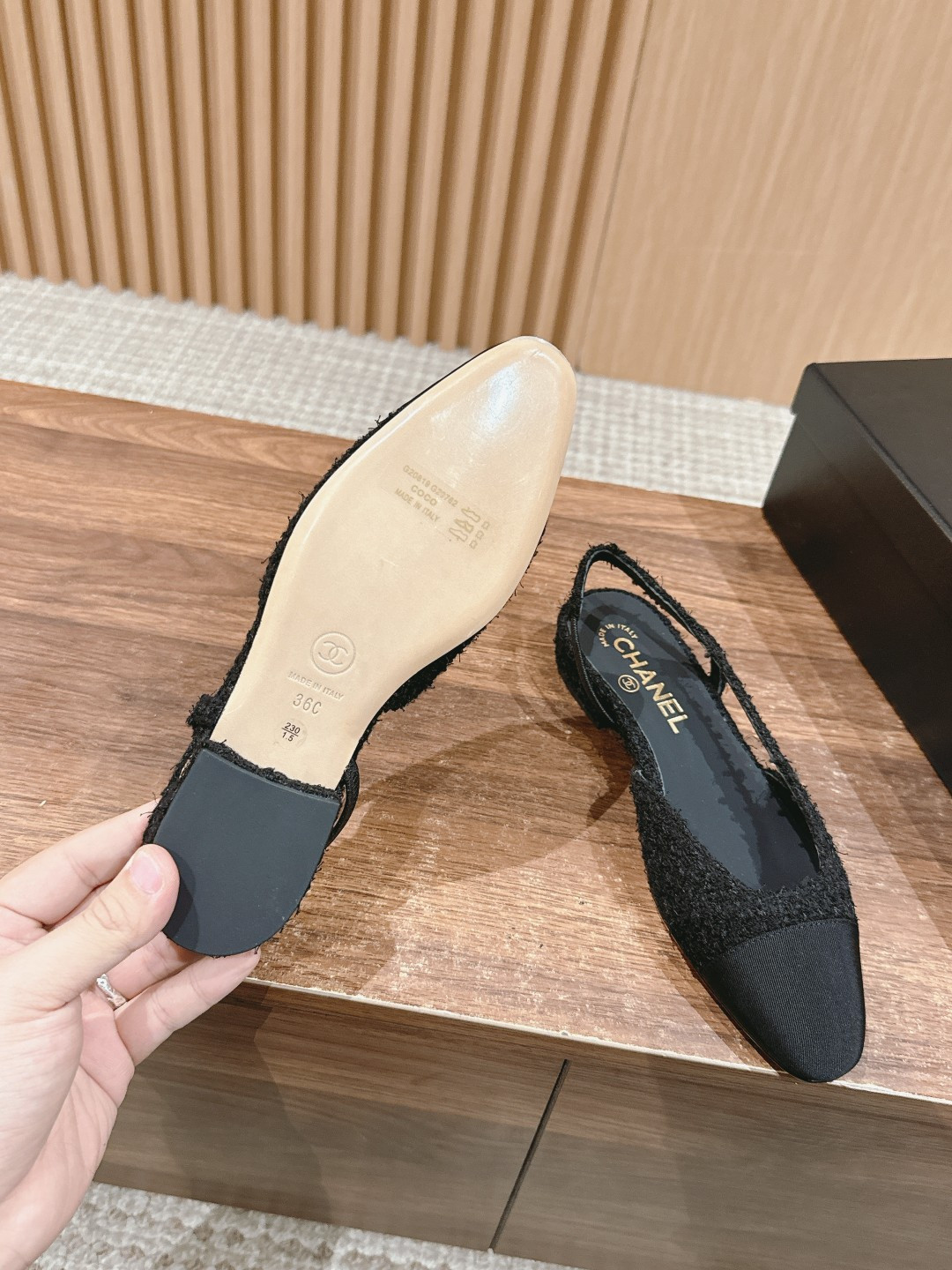 UA CHANEL SLINGBACKS FLAT