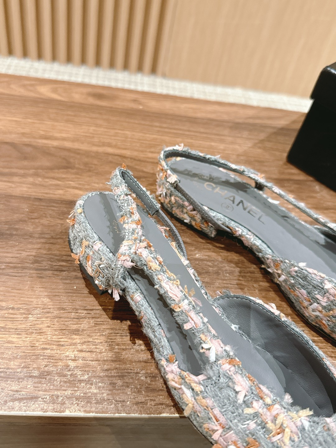 UA CHANEL SLINGBACKS FLAT