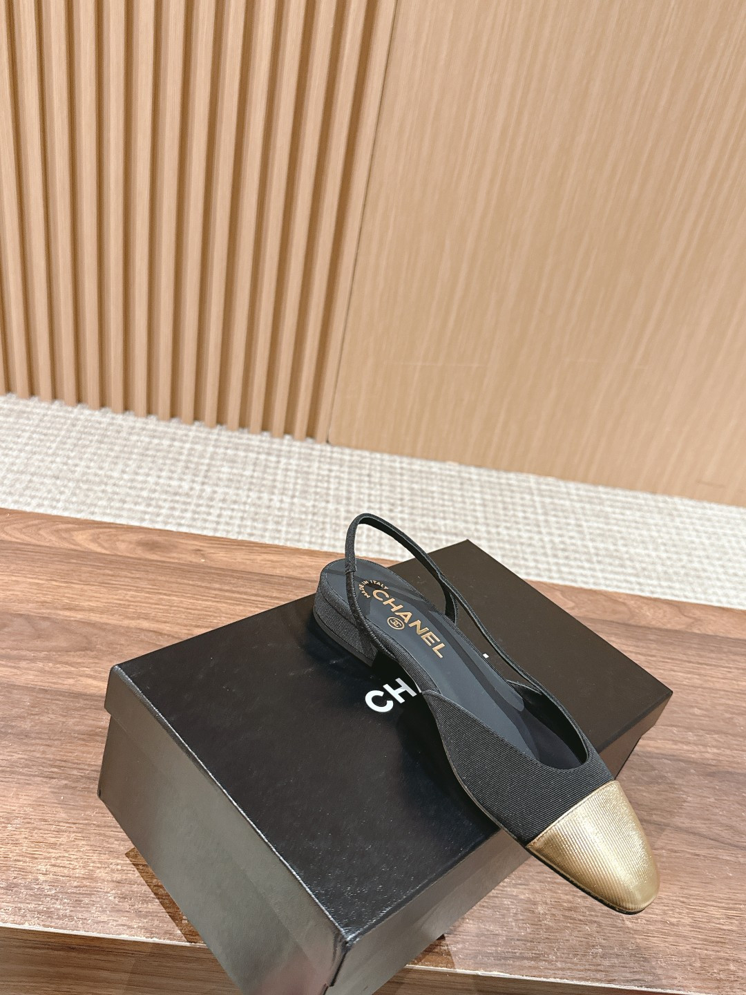 UA CHANEL SLINGBACKS FLAT