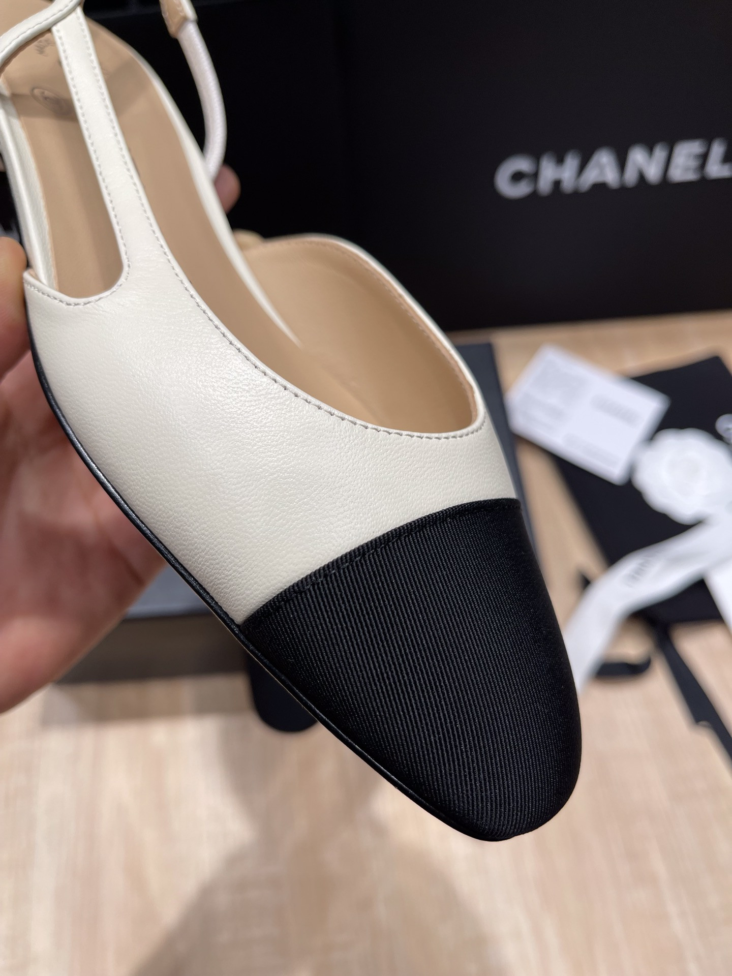 UA CHANEL SLINGBACKS FLAT