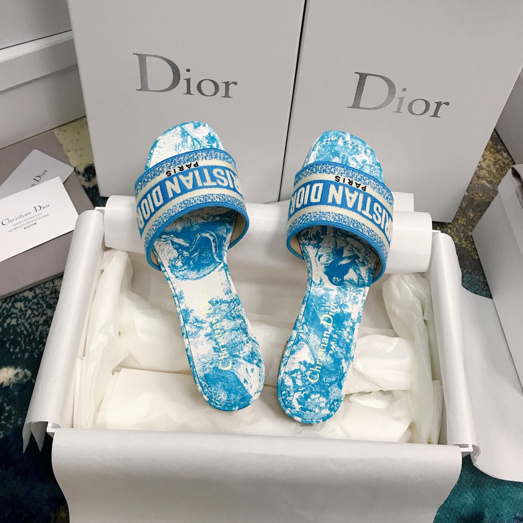 UA DIOR Dway Heeled Slide